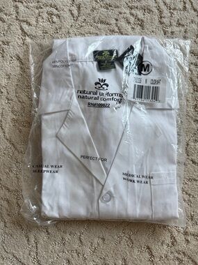 Natural Uniforms White Medical/Work Lab Coat - M Brand New